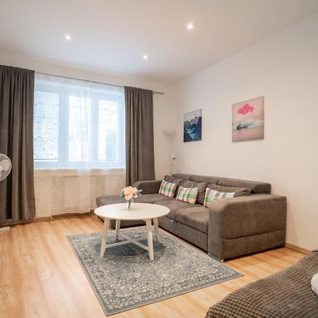 Sukromny Staromestsky Apartman V Uzasnej Lokalite/Cozy Old-Town Apartment In A Great Neighborhood Bratislava Exterior foto