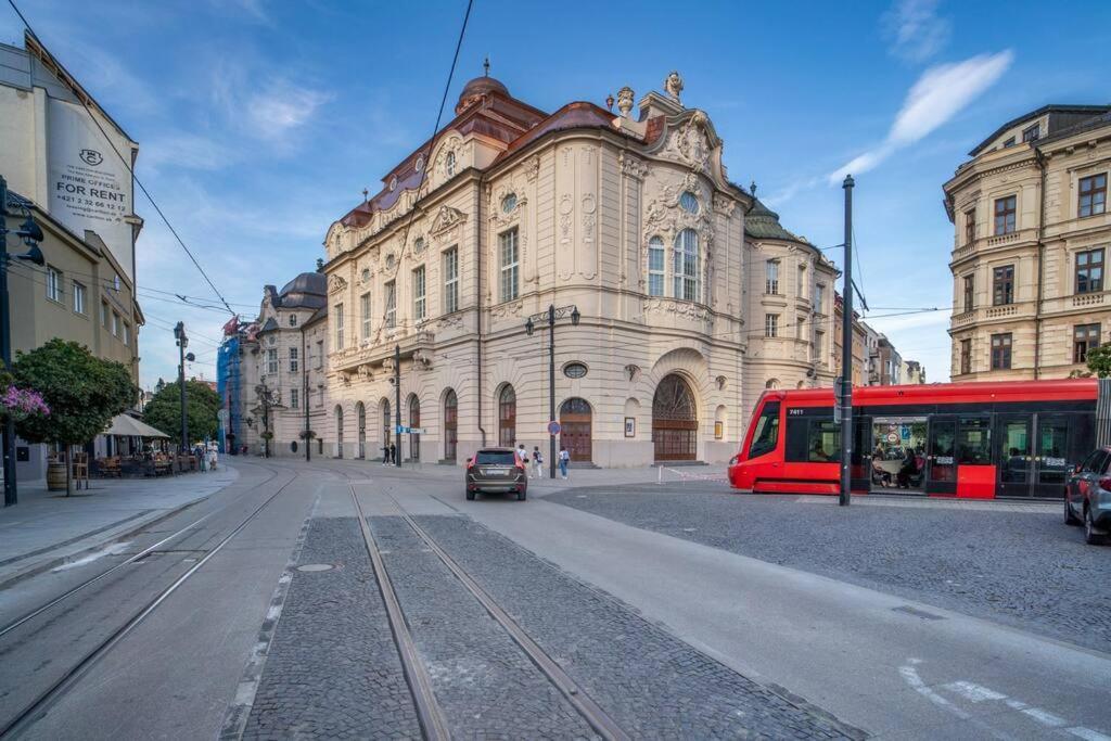Sukromny Staromestsky Apartman V Uzasnej Lokalite/Cozy Old-Town Apartment In A Great Neighborhood Bratislava Exterior foto